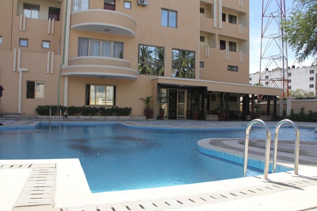 מטוואפה Jambo Travellers Hotel מראה חיצוני תמונה